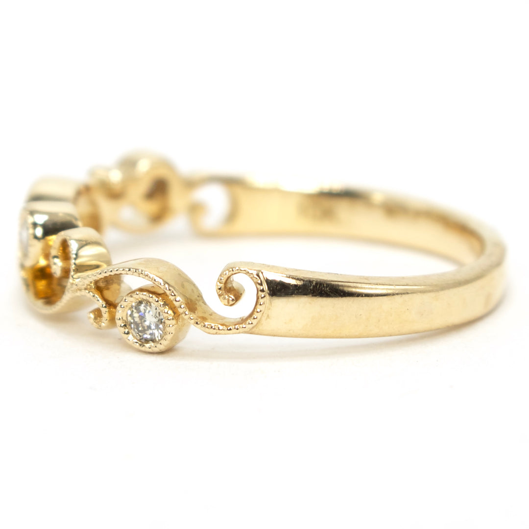 Nature Inspired Vine Motif Wedding Band in Yellow Gold with Diamonds