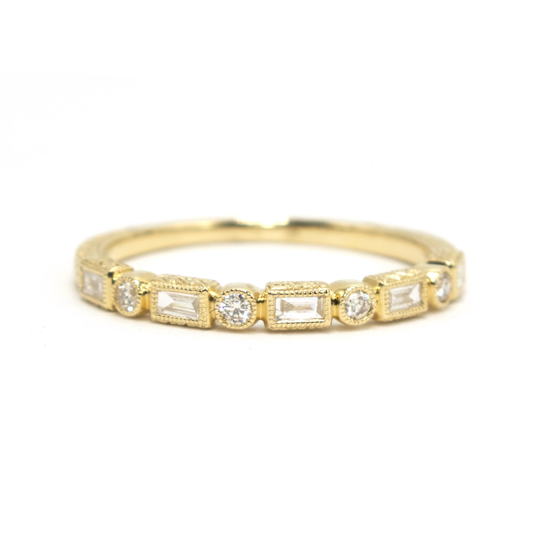 Alternating Round and Baguette Art Deco Style Diamond Wedding Band in 14K Gold