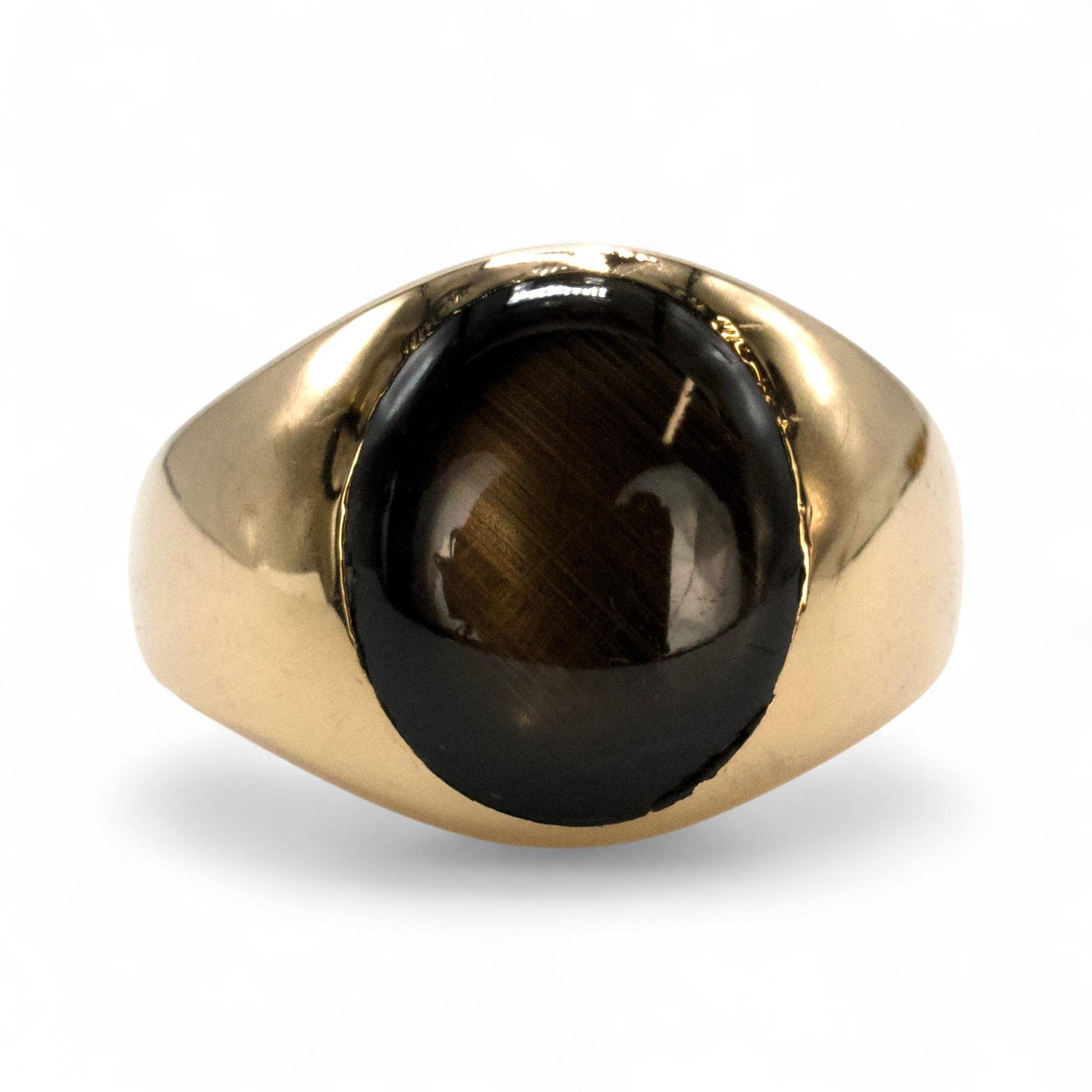 Oval Black Star Sapphire Signet Ring in Gold