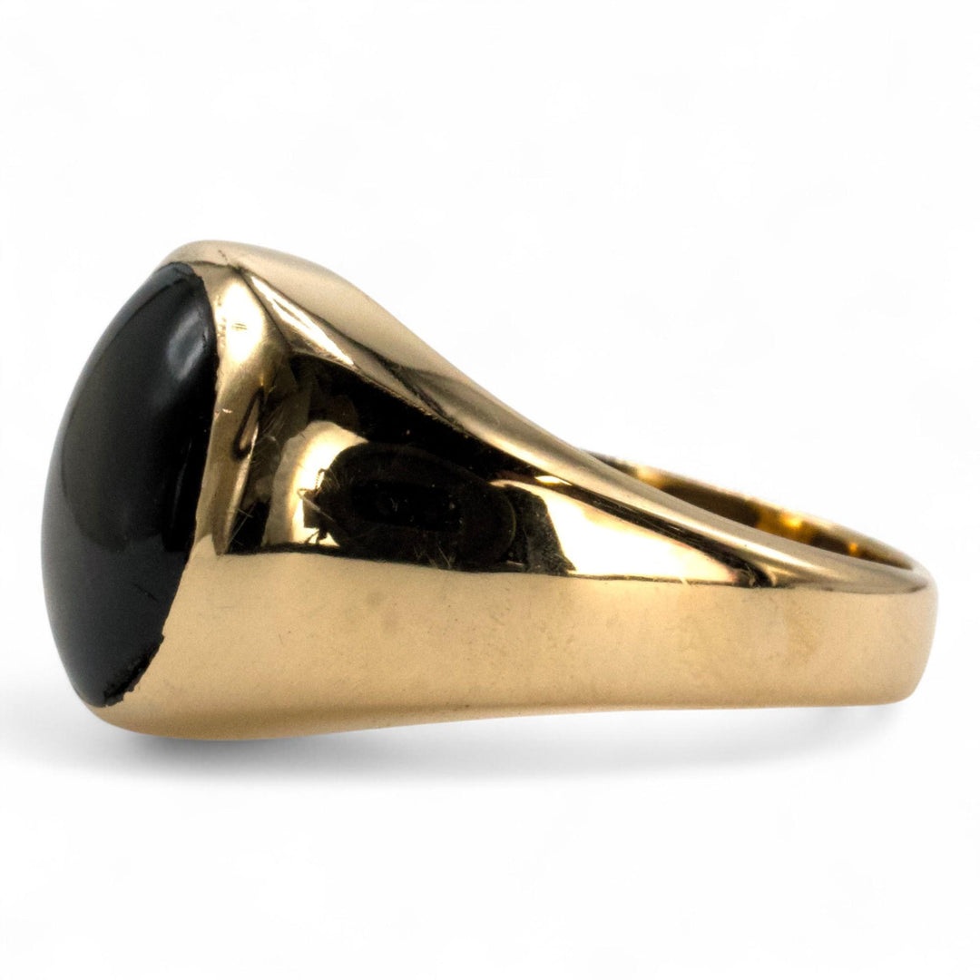 Oval Black Star Sapphire Signet Ring in Gold