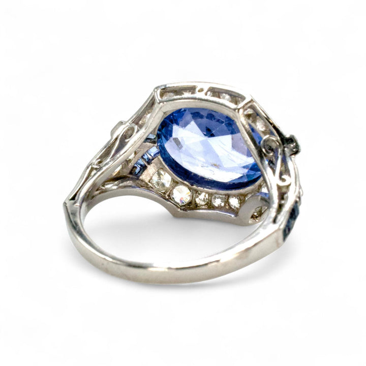 Art Deco Platinum Ring with 4.80 ct Unheated Ceylon Blue Sapphire