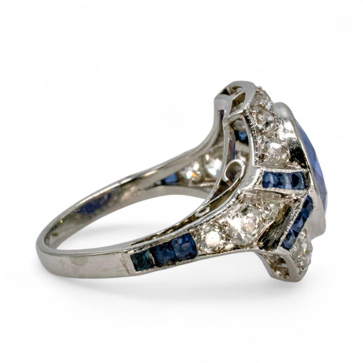 Art Deco Platinum Ring with 4.80 ct Unheated Ceylon Blue Sapphire