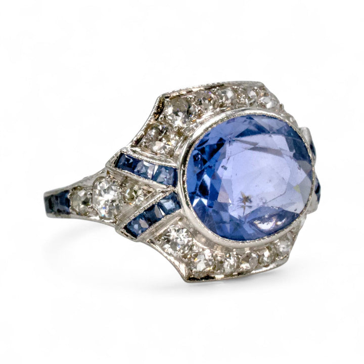Art Deco Platinum Ring with 4.80 ct Unheated Ceylon Blue Sapphire