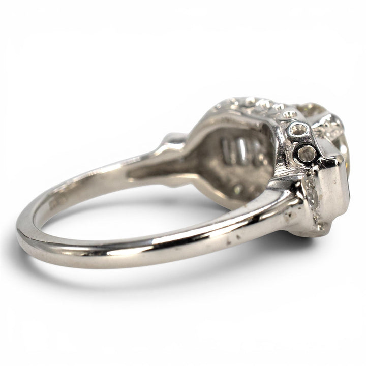 Art Deco Platinum 0.95 Carat Old European Cut Diamond Ring