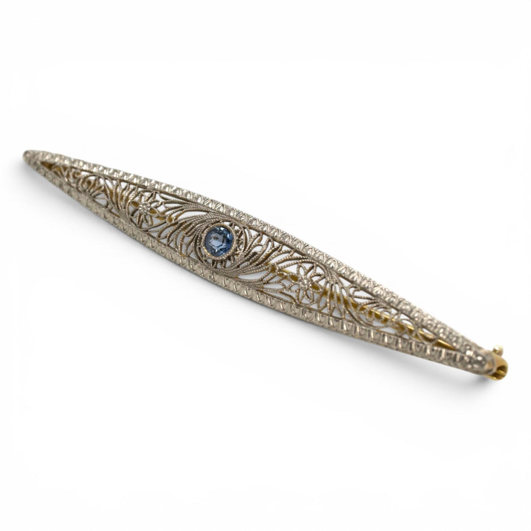 Late Edwardian Sapphire Bar Pin in 14K Two-Tone Gold