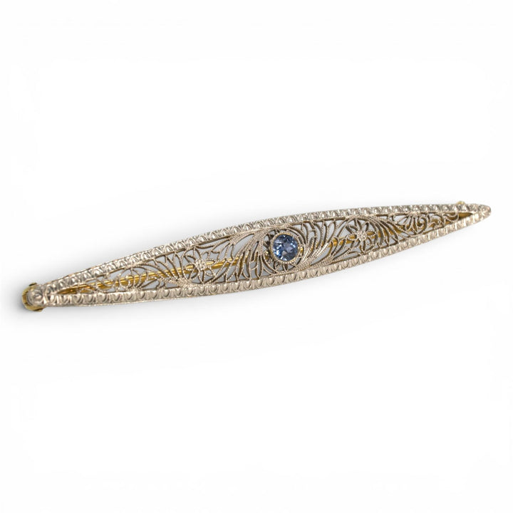 Late Edwardian Sapphire Bar Pin in 14K Two-Tone Gold