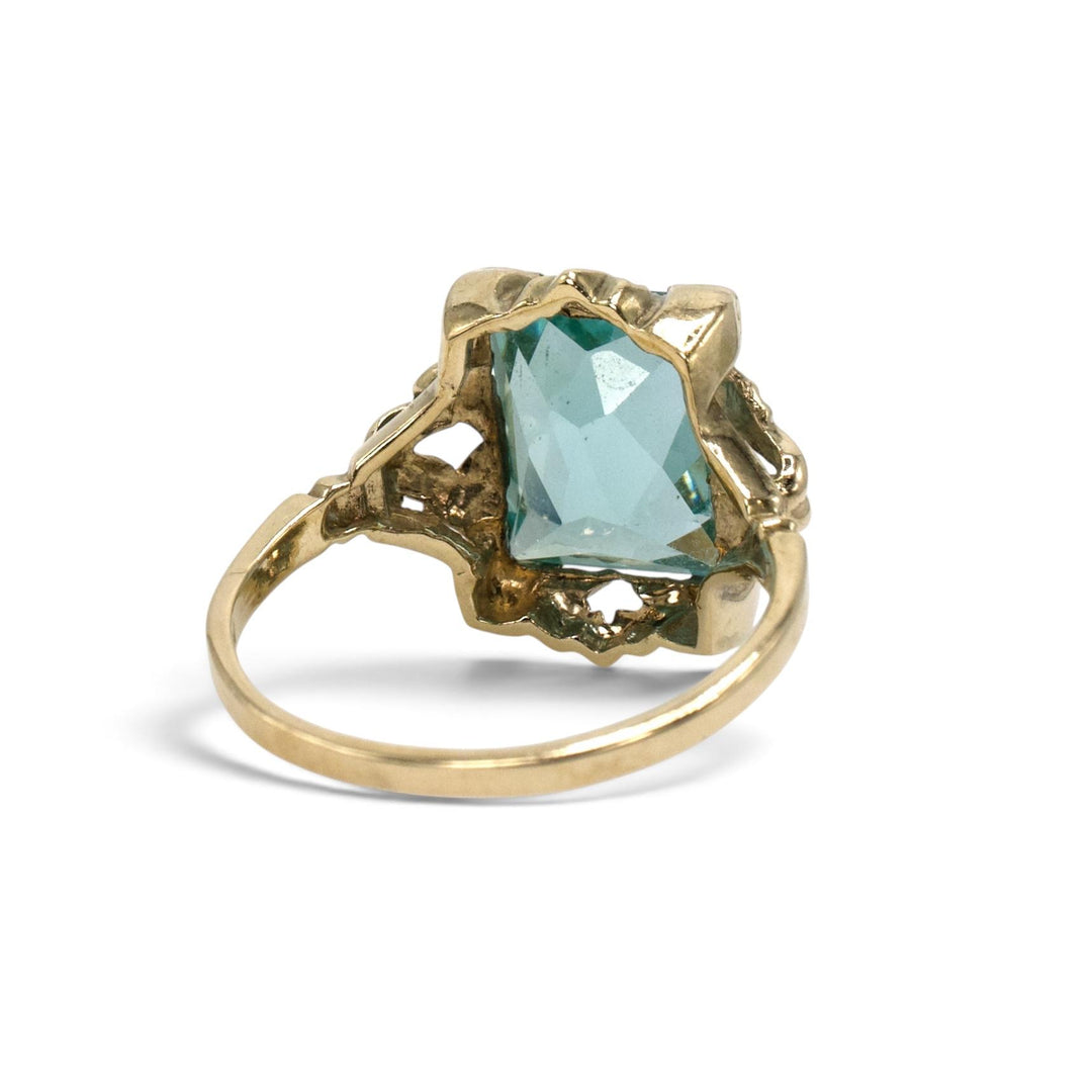 Retro Lab Blue Spinel Cocktail Ring