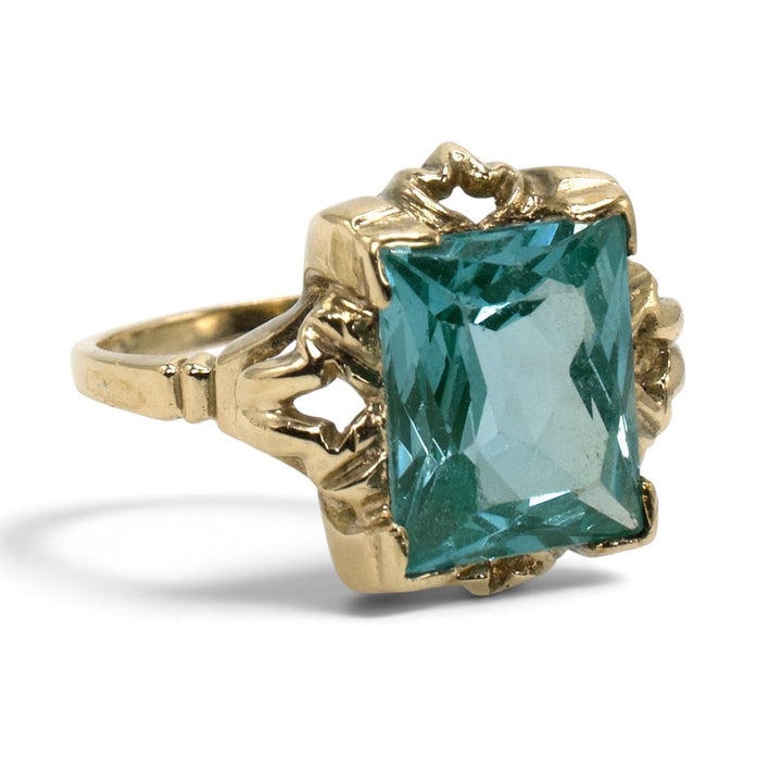 Retro Lab Blue Spinel Cocktail Ring
