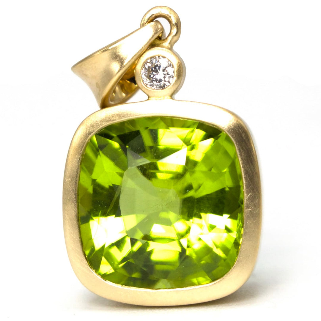 Cushion Cut Peridot Pendant Necklace with Accent Diamond in Yellow Gold