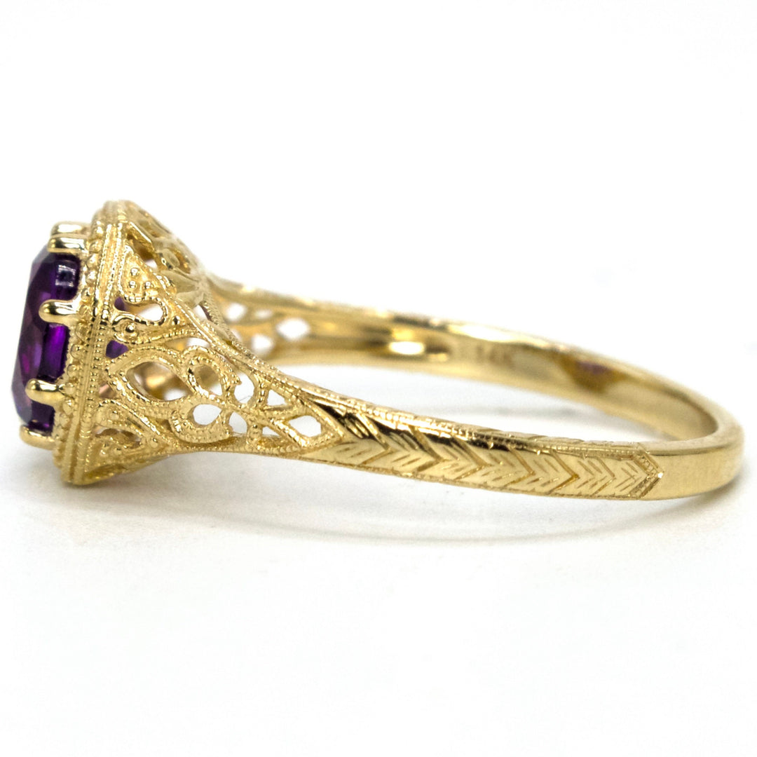 Edwardian Style 0.93ct Amethyst in Filigree Yellow Gold Setting