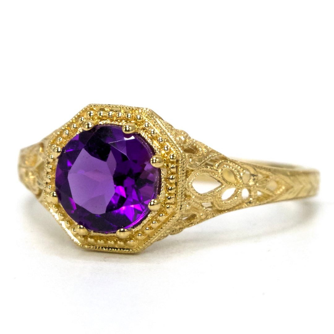 Edwardian Style 0.93ct Amethyst in Filigree Yellow Gold Setting