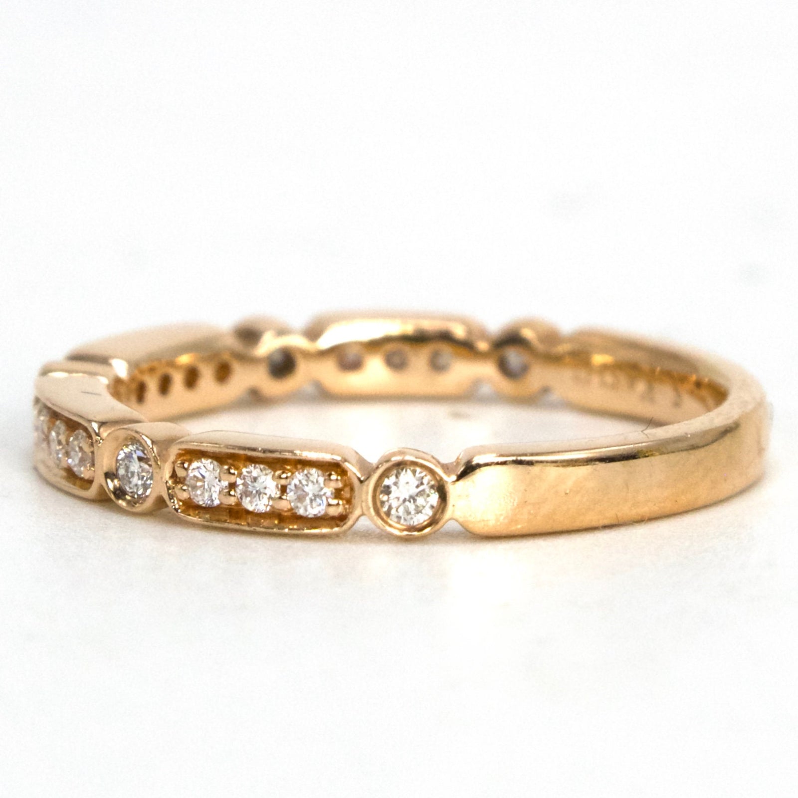 14K Rose Gold Alternating Round and Oblong Oval Setting Diamond Band