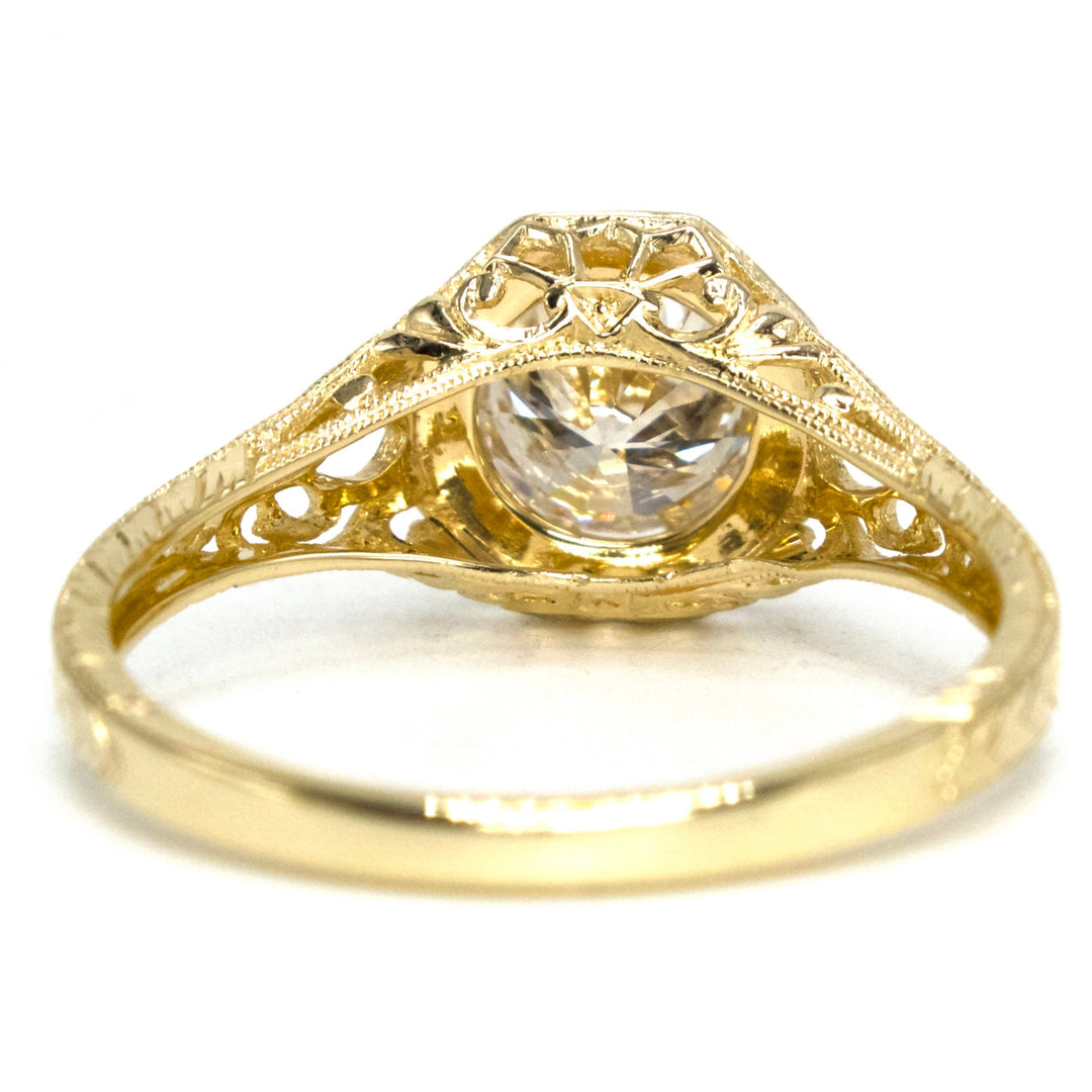 Edwardian Style Yellow Gold Filigree Solitaire with GIA 1.00 Carat Natural Diamond