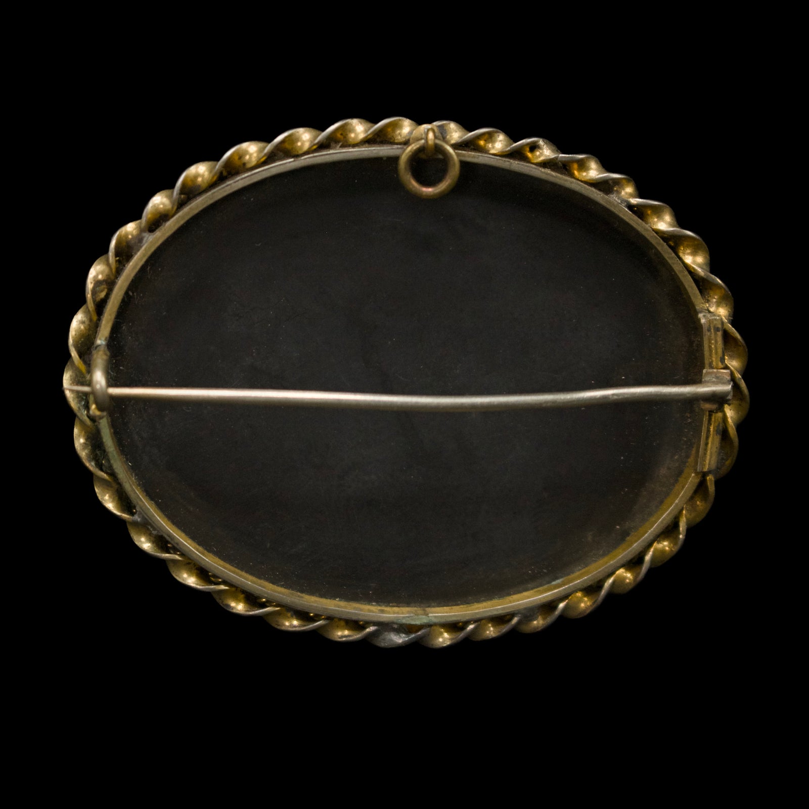 Victorian Oval Pietra Dura Brooch with Agate and Malachite Flower Motif