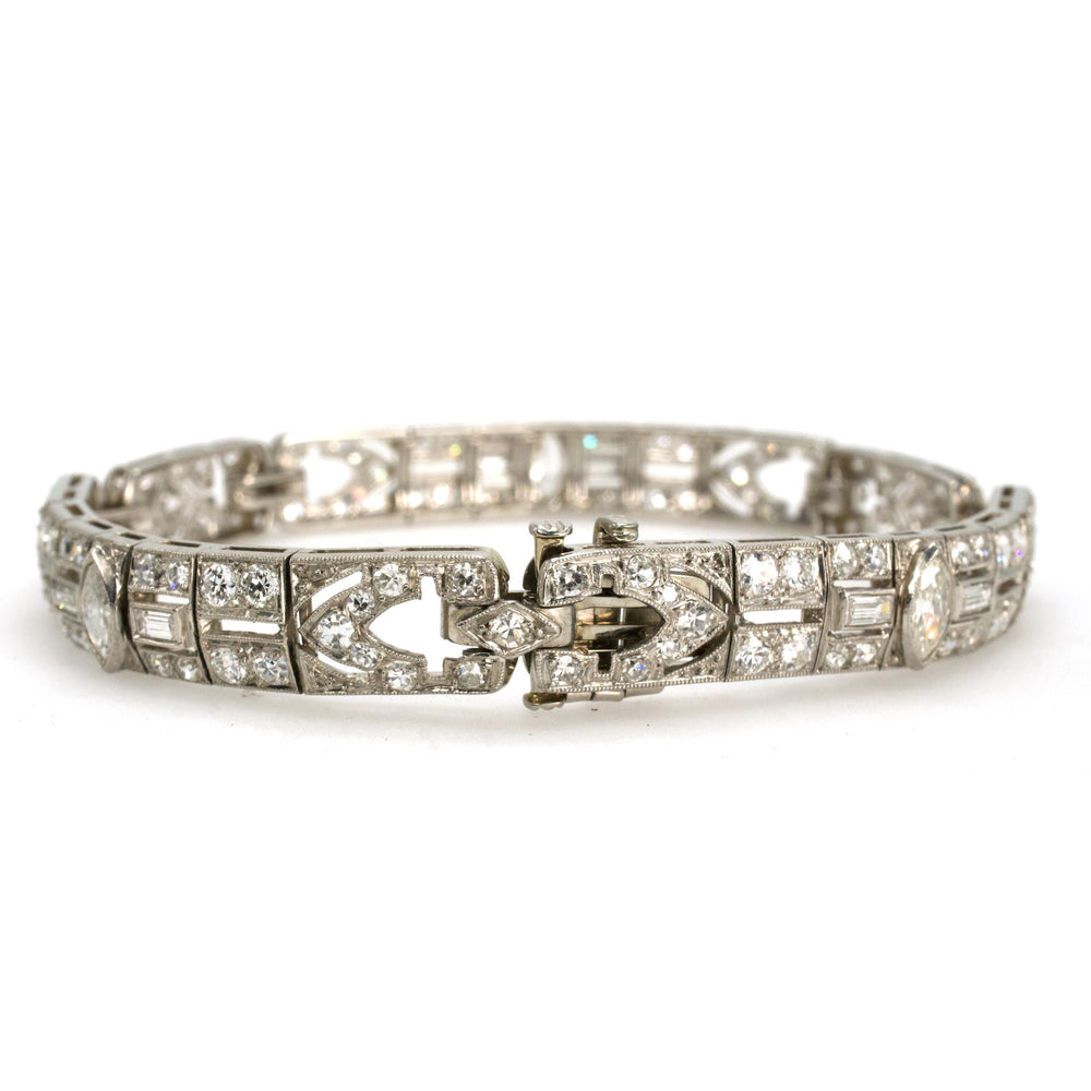 Art Deco Platinum and Diamond Openwork Link Bracelet with 3.25 Carats of Diamonds