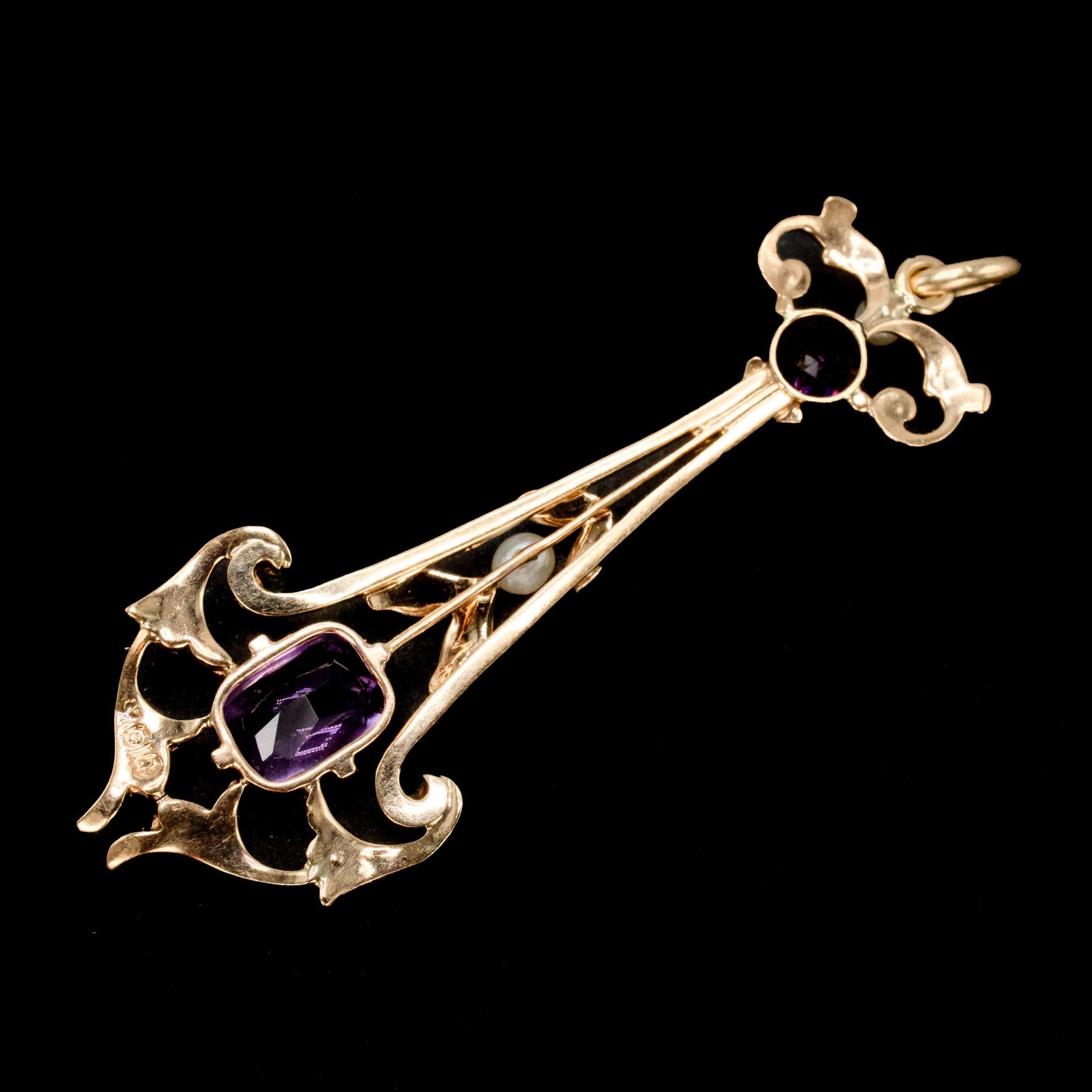 Estate Victorian Style Yellow Gold, Amethyst, and Seed Pearl Pendant