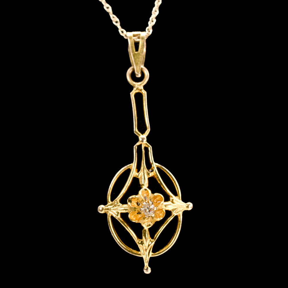 Delicate Victorian Yellow Gold Wire and Buttercup Diamond Pendant Necklace