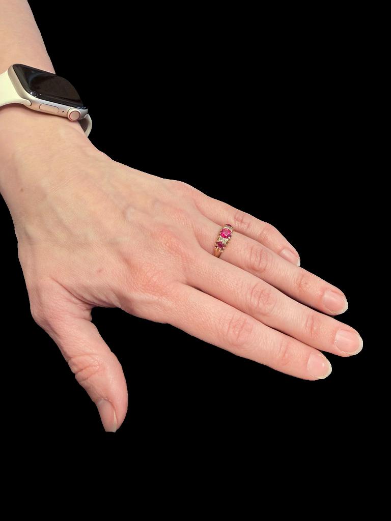 Victorian 18K Yellow Gold Three Ruby Ring with Mine Cut Diamonds (ca. 1900)