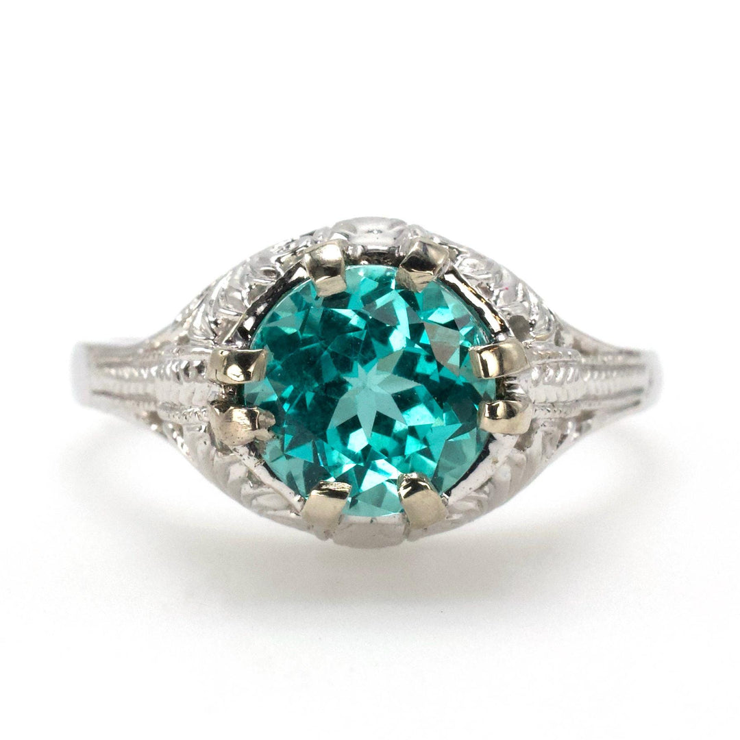 Edwardian Style Filigree Solitaire Ring in White Gold with 1.61 Carat Chrysoberyl
