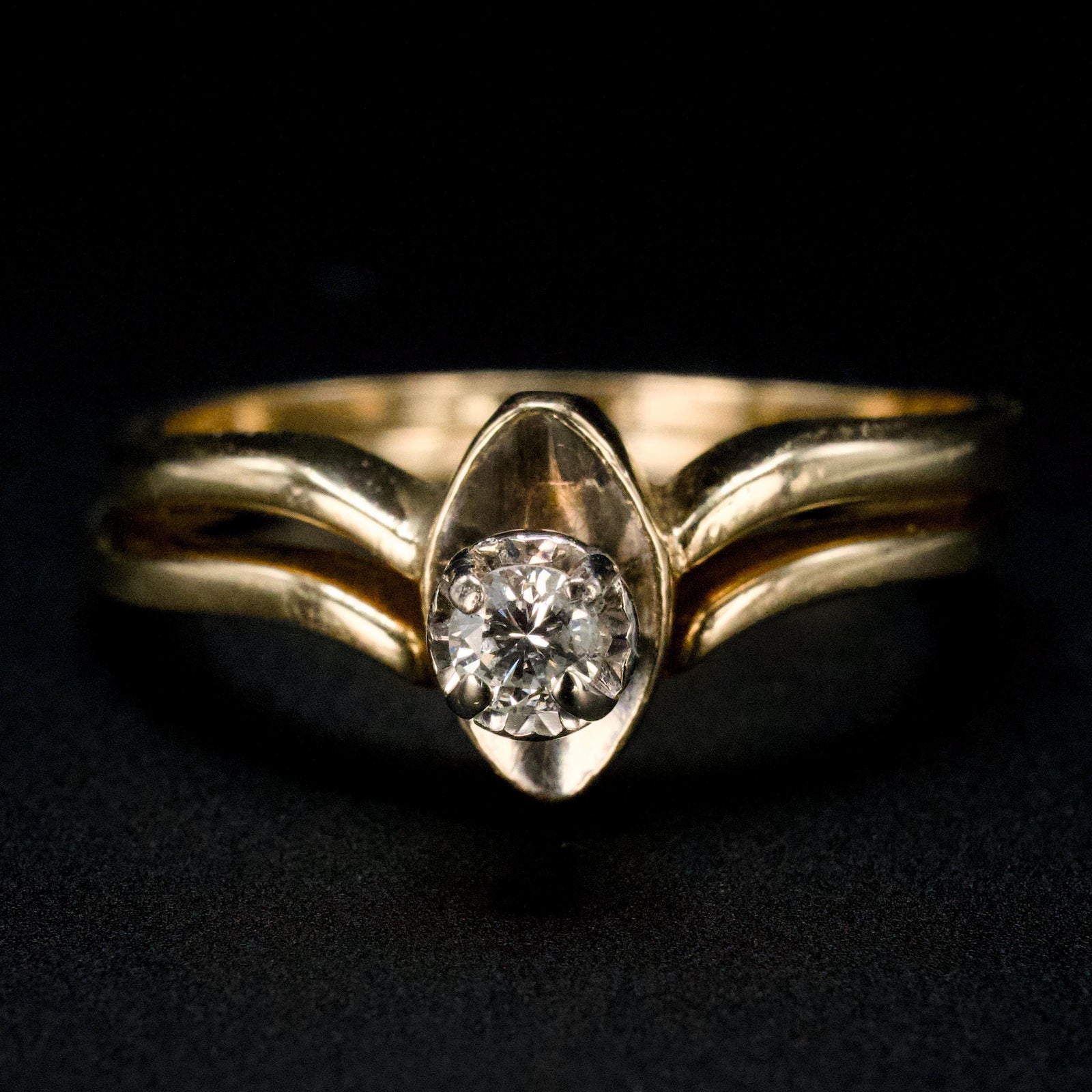 Midcentury Curved Diamond Ring in Gold with Contoured Shadow Band