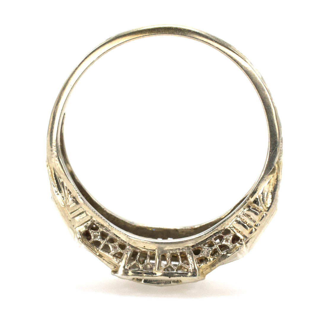 Art Deco Filigree Diamond Solitaire Engagement Ring with 0.25 Carat Transition Cut