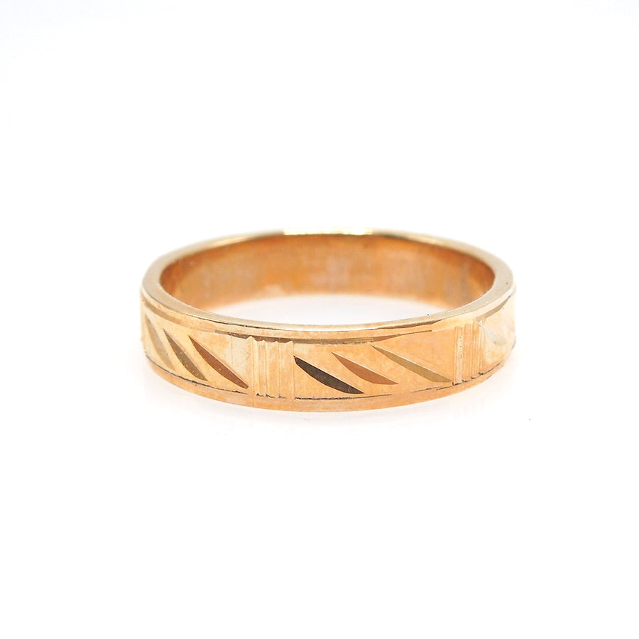 Custom Made 18K Yellow Gold Engraved Gents Wedding Band