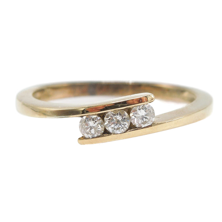 Estate/Vintage Yellow Gold and Diamond Bypass Ring with 0.10ct of Diamonds