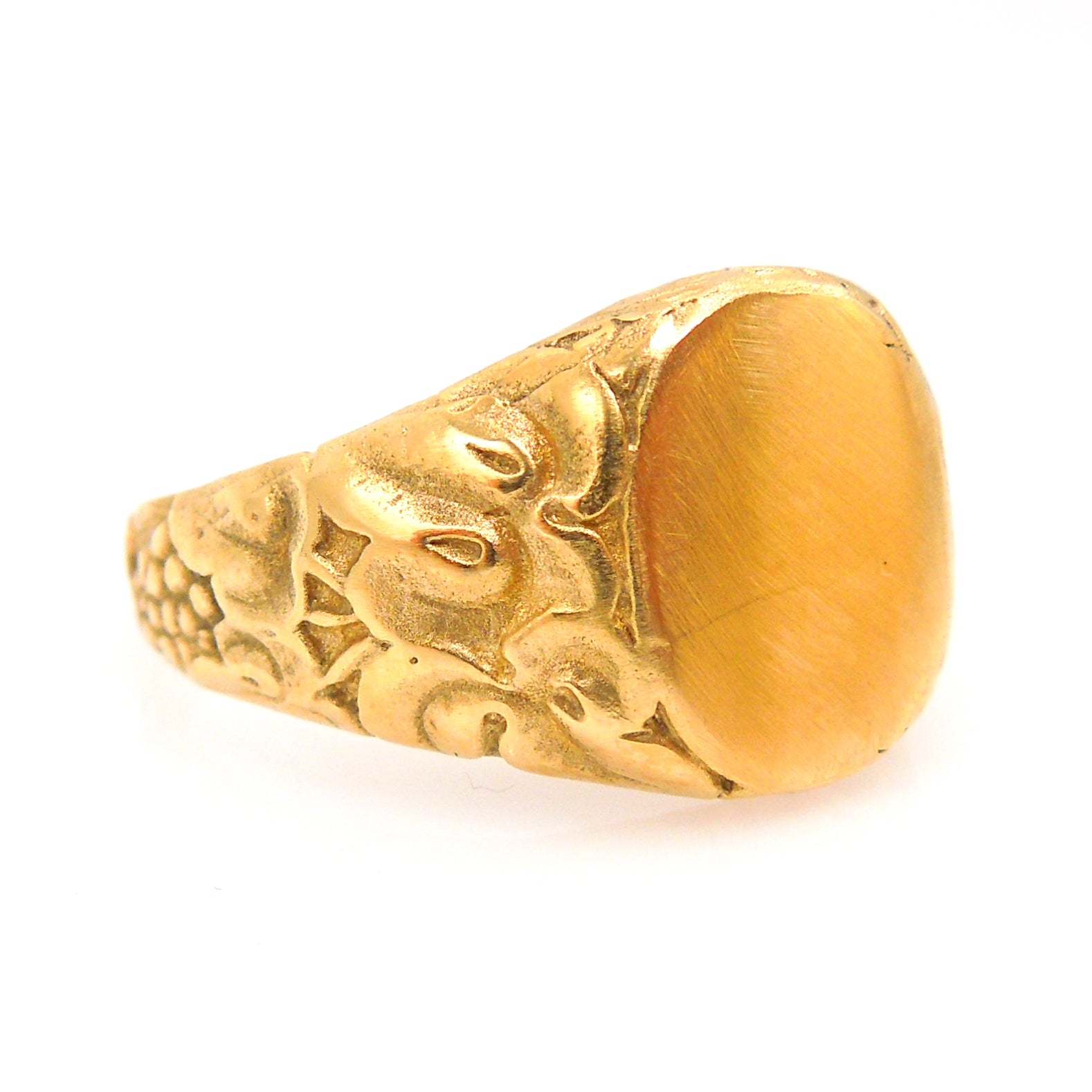 Arts and Crafts Style Yellow Gold Signet Ring