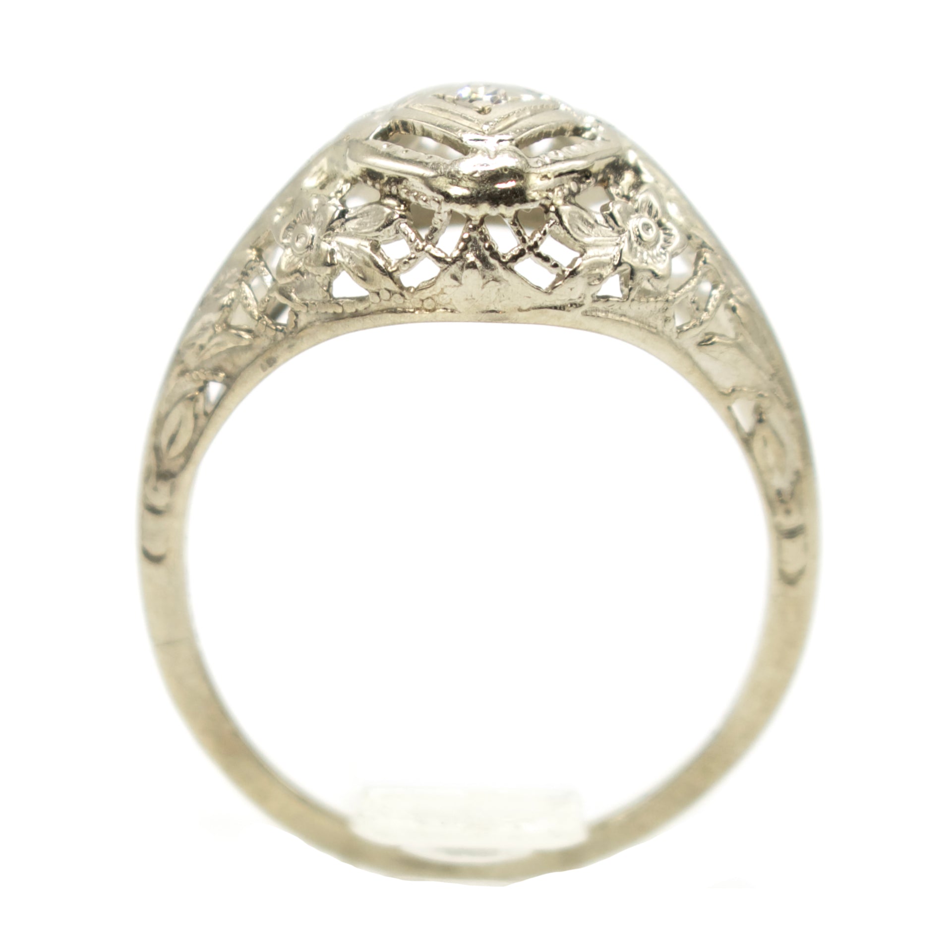 Charming Art Deco Filigree and Diamond Ring in White Gold