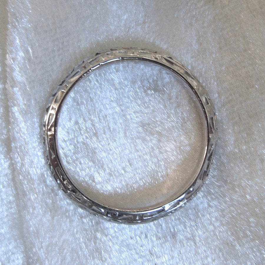Vintage 18K White Gold Domed Wedding Band