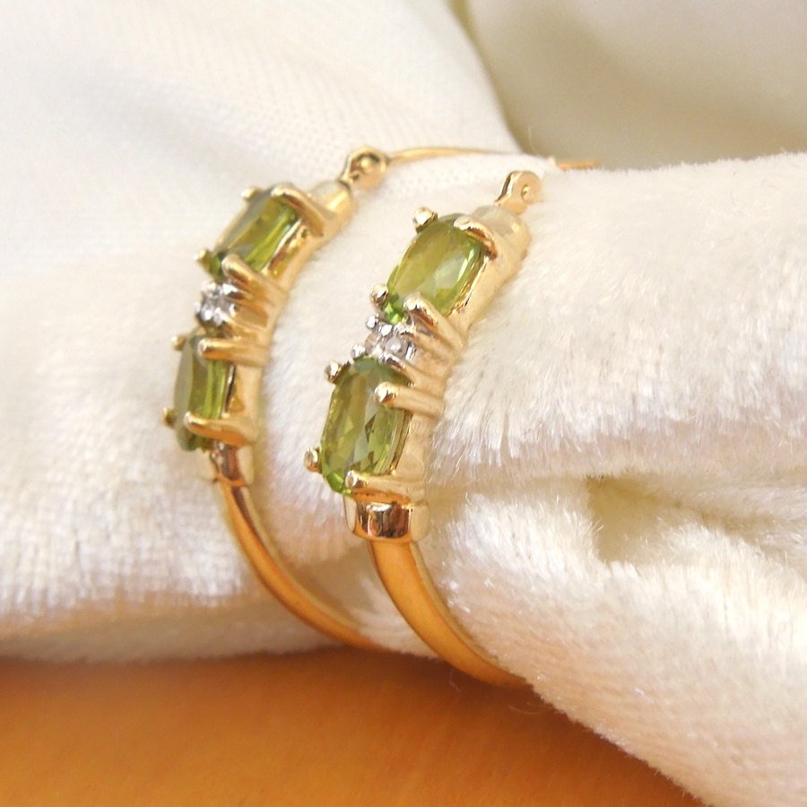 18K Yellow Gold Diamond and Peridot Hoop Earrings