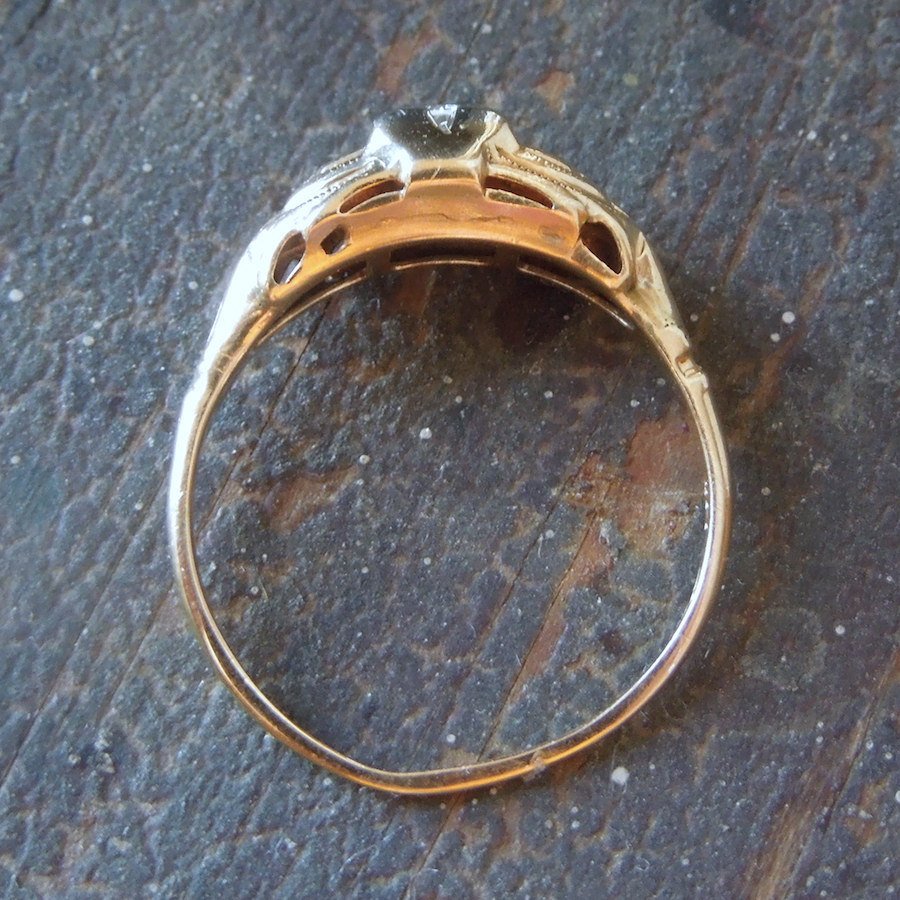 Vintage 1930s Petite Diamond Engagement Ring in Bicolor Gold