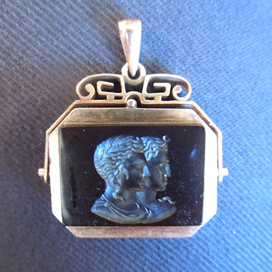 Victorian Flip Locket -- Carved Onyx in 10K Yellow Gold