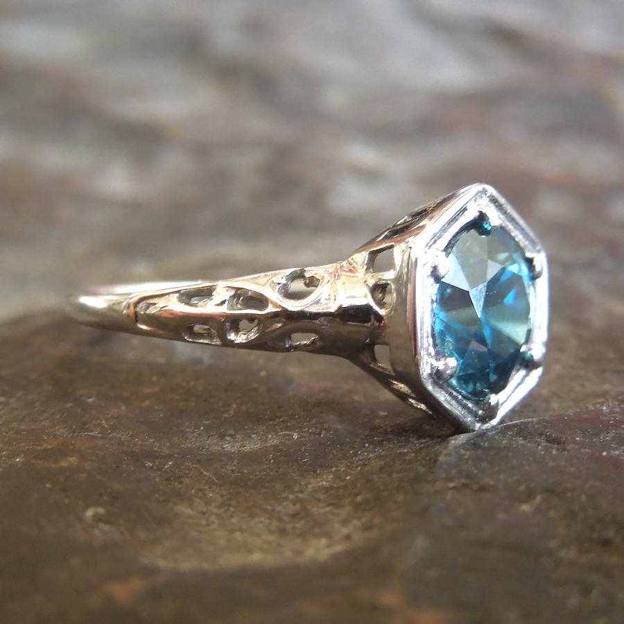 Hexagonal Art Deco Style Filigree Mounting with Blue Zircon