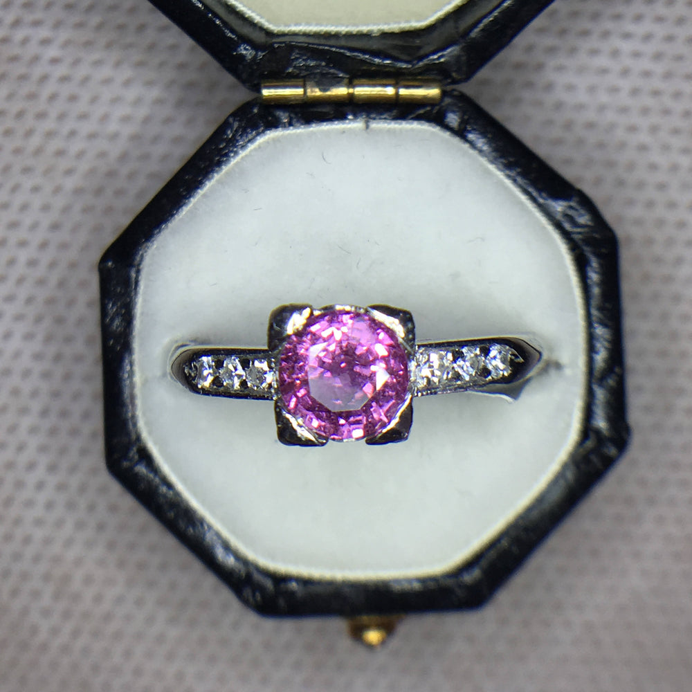 Purplish Pink Sapphire in Platinum Mounting with Diamonds