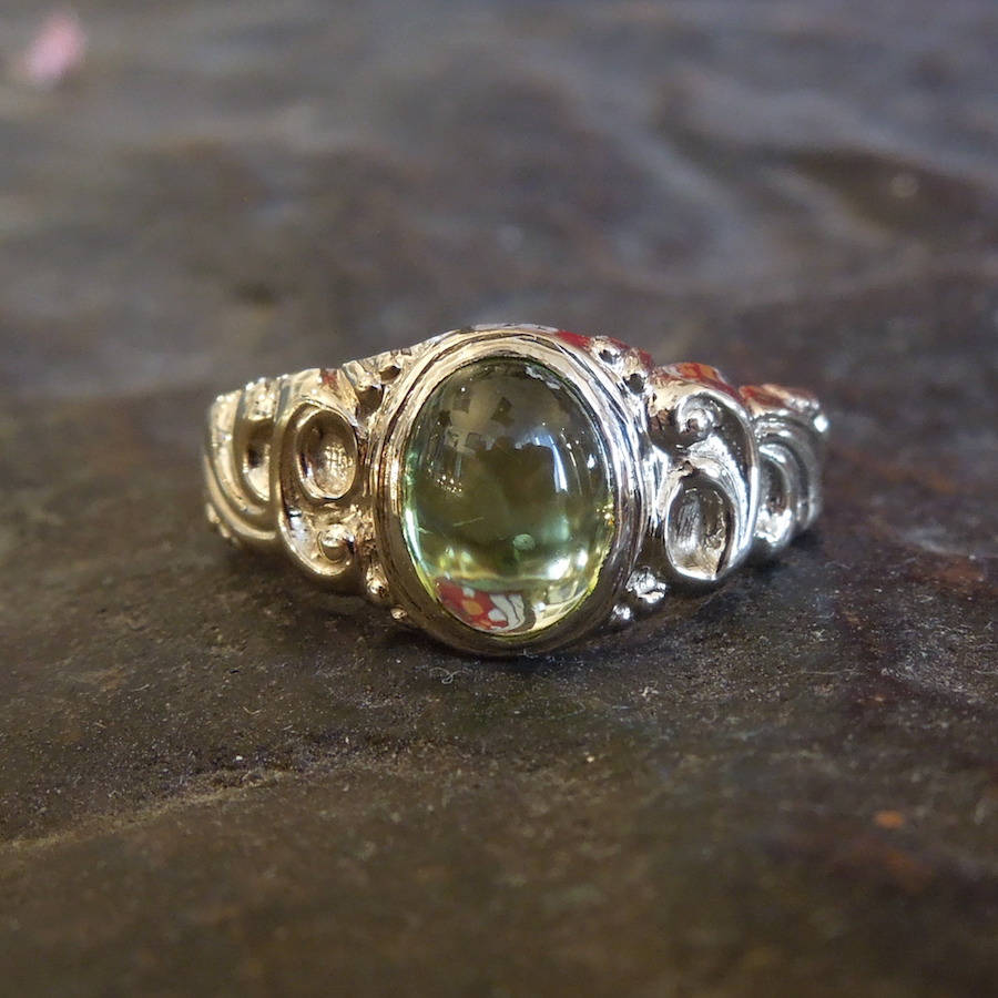 Oval Cabochon Peridot in Victorian Style Yellow Gold Ring