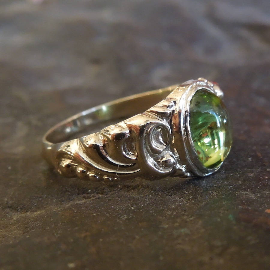 Oval Cabochon Peridot in Victorian Style Yellow Gold Ring
