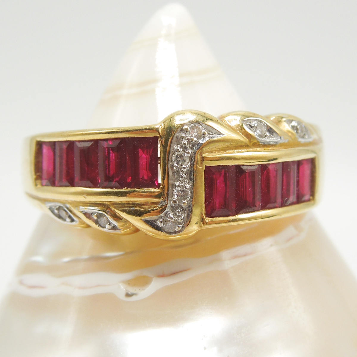 Ruby and Diamond Ring in 18K Yellow Gold