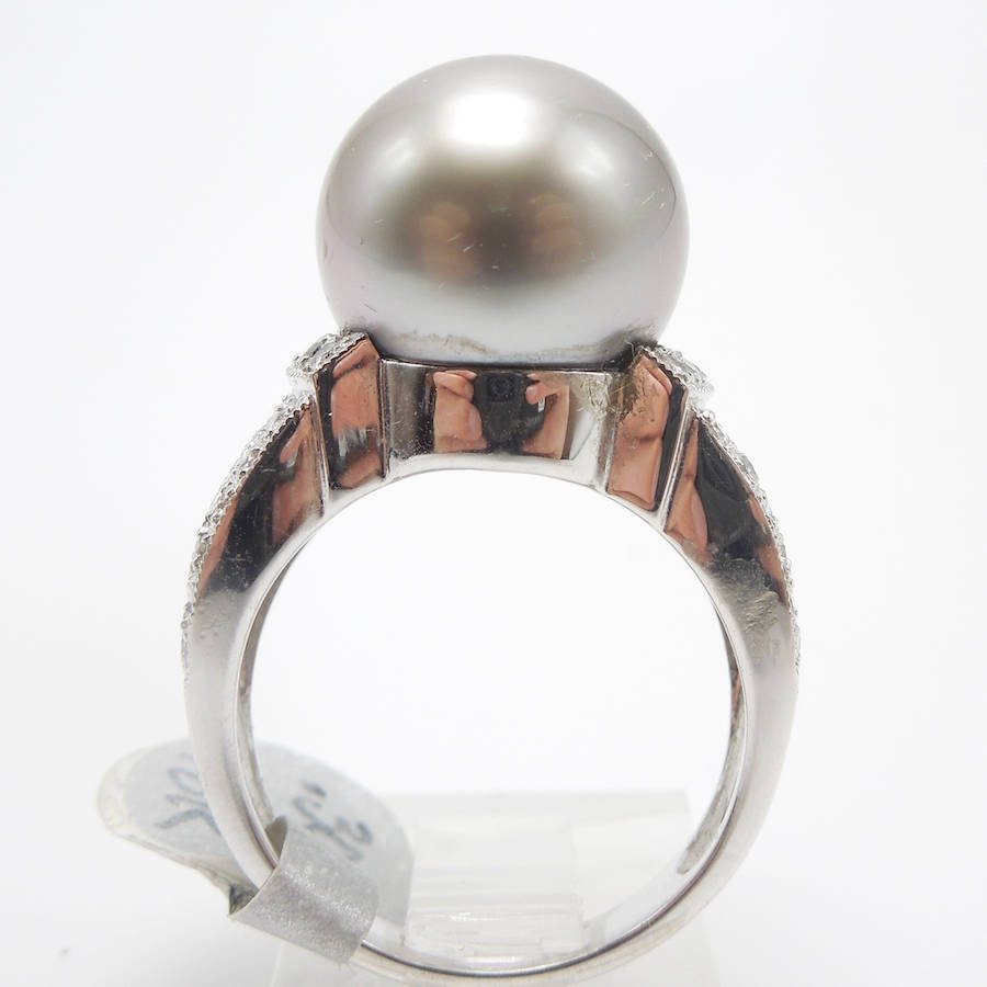 Large South Sea Pearl Ring With Diamonds in White Gold