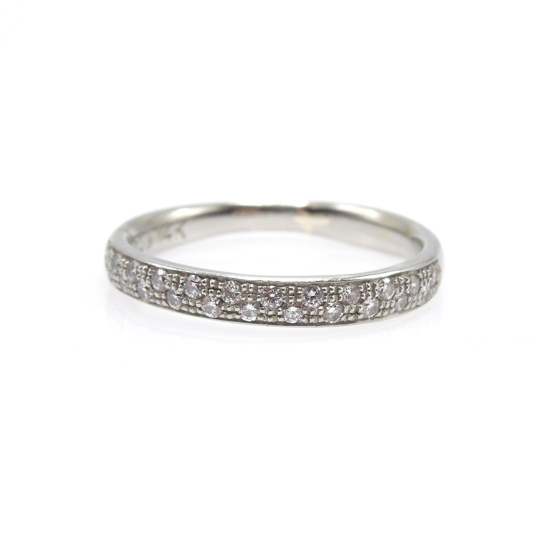 14K White Gold Wedding Band with Staggered Diamonds