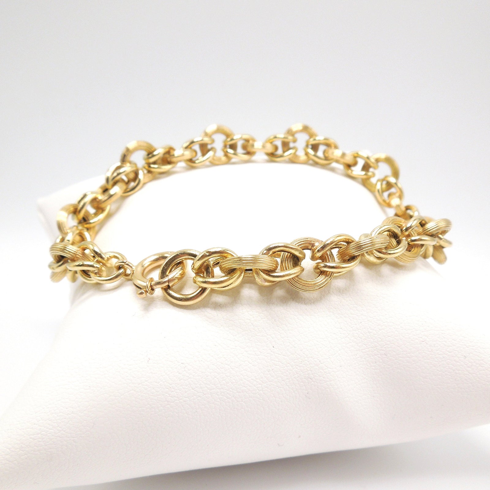 Vintage 18K Yellow Gold Byzantine Chain Bracelet