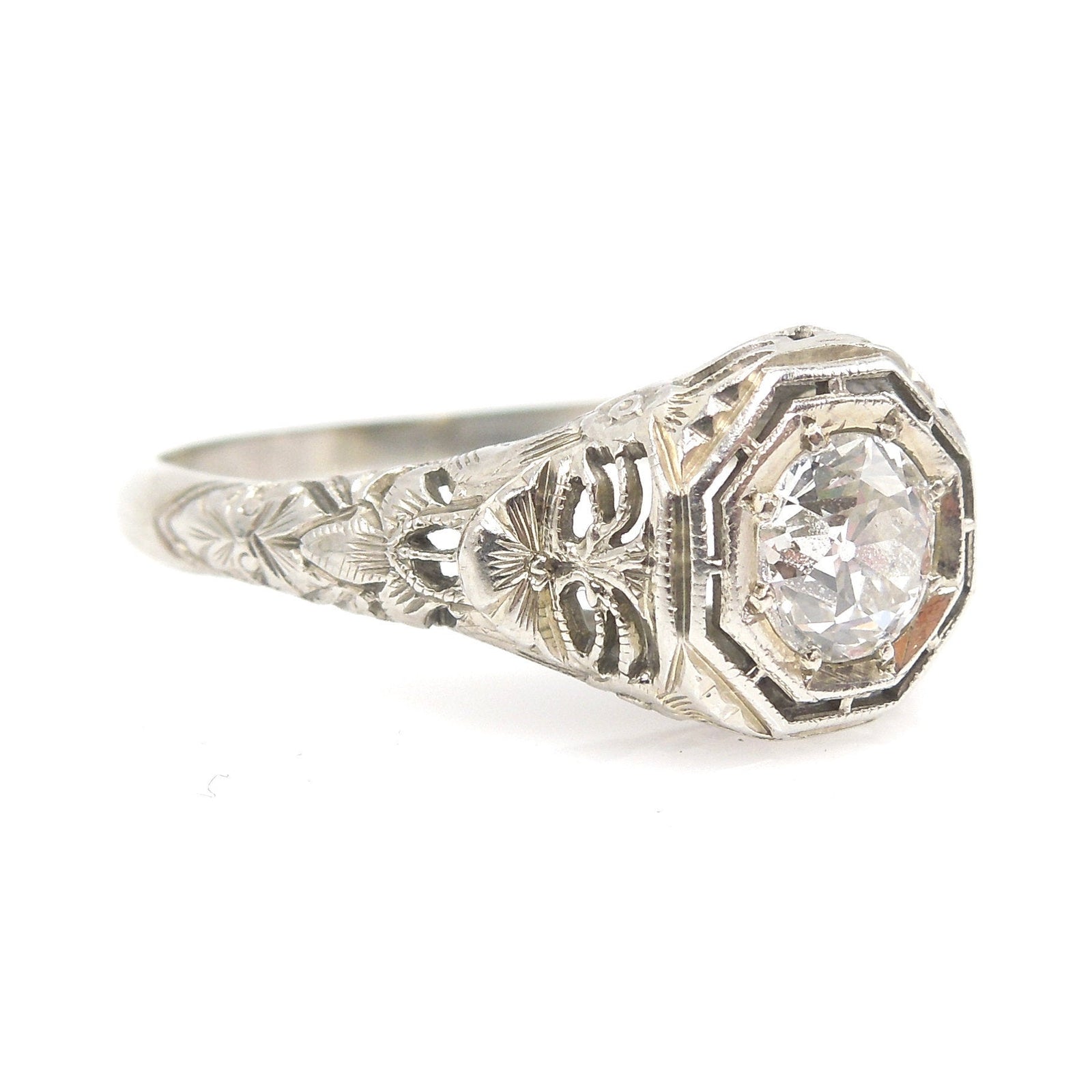 Art Deco/Edwardian 0.60ct Diamond Engagement Ring in 18K White Gold