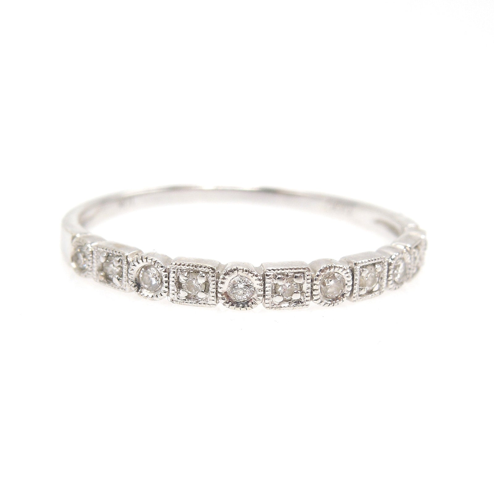 White Gold Alternating Round and Square Bezel Diamond Band