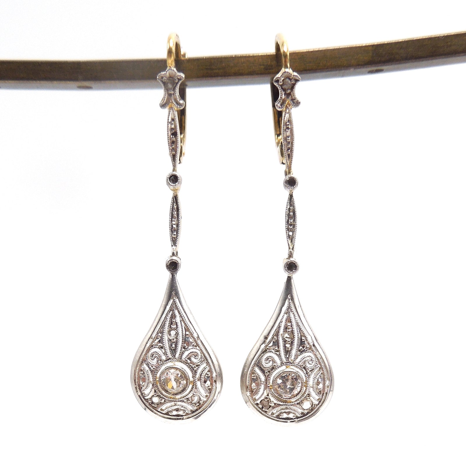 Edwardian Platinum and 18K Yellow Gold Drop Earrings with European and Rose Cut Diamonds