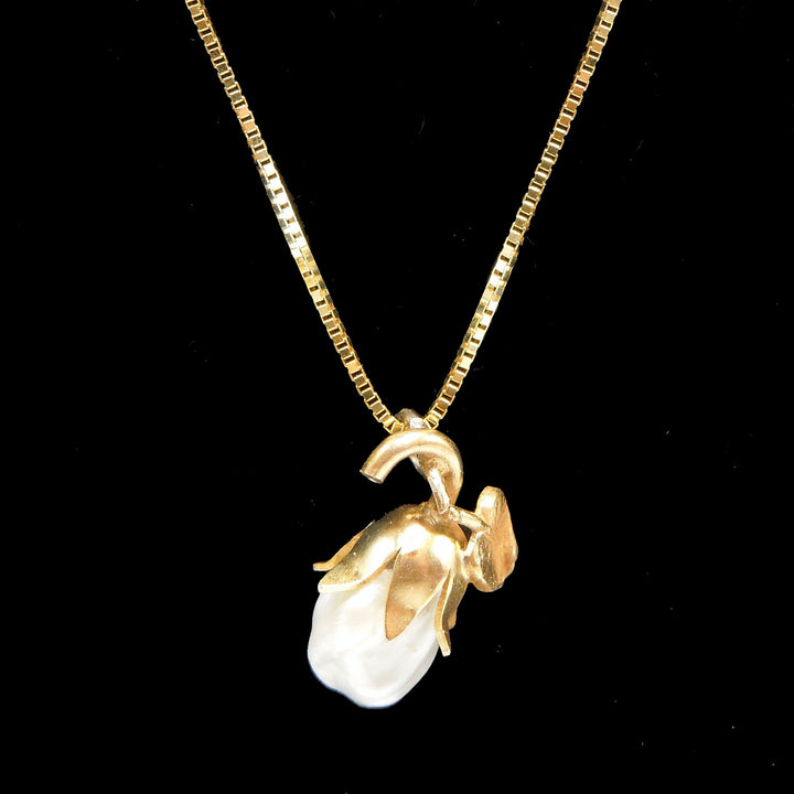 Victorian Gold Pear Pendant with Baroque Pearl Necklace