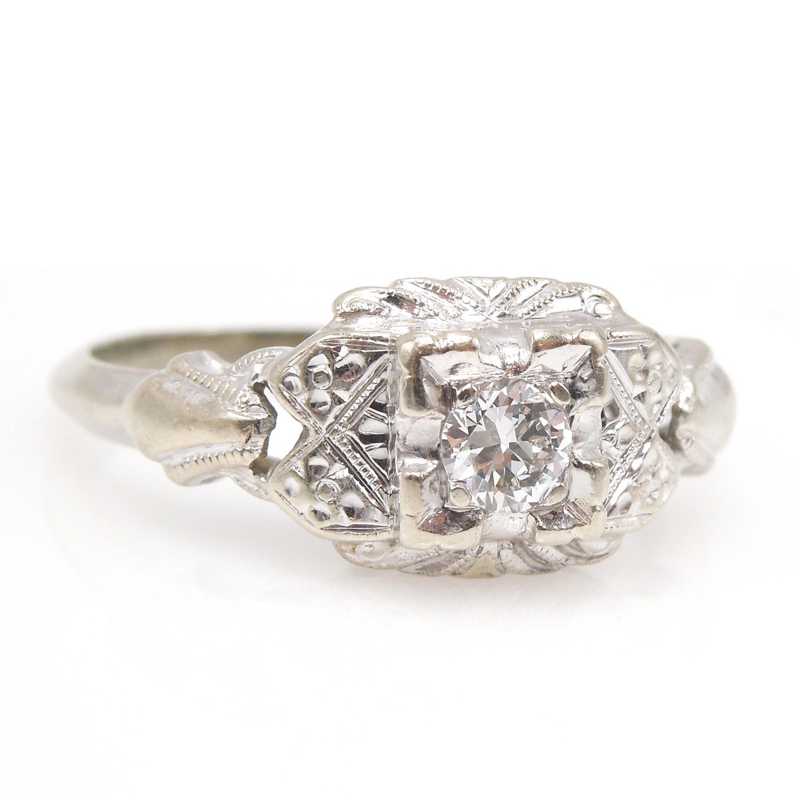 0.15ct Diamond and White Gold Engagement Ring from the 1920s