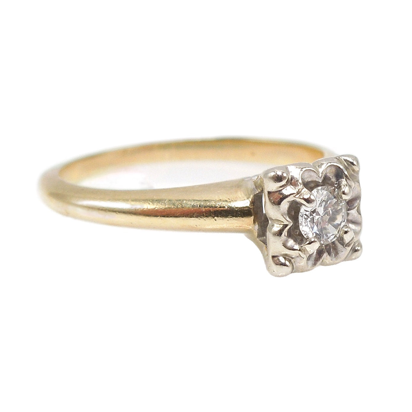 0.15ct 1940s Diamond Ring in Bicolor Gold Illusion Mount