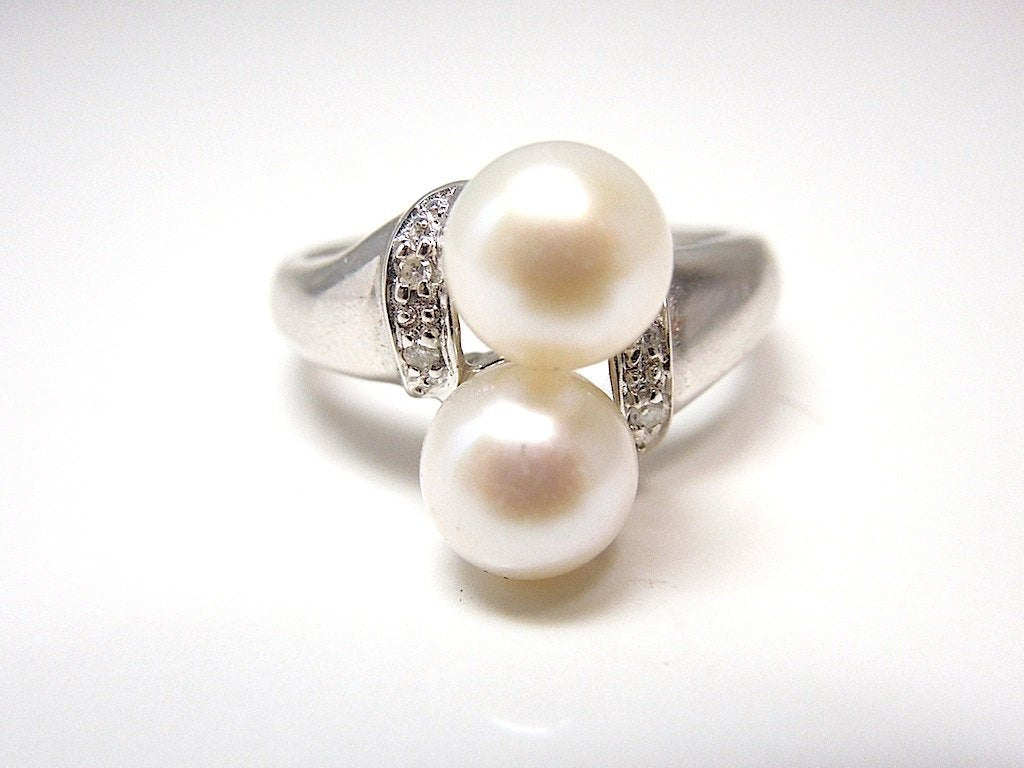 1960's Vintage Double Pearl Ring - White Gold - Diamond