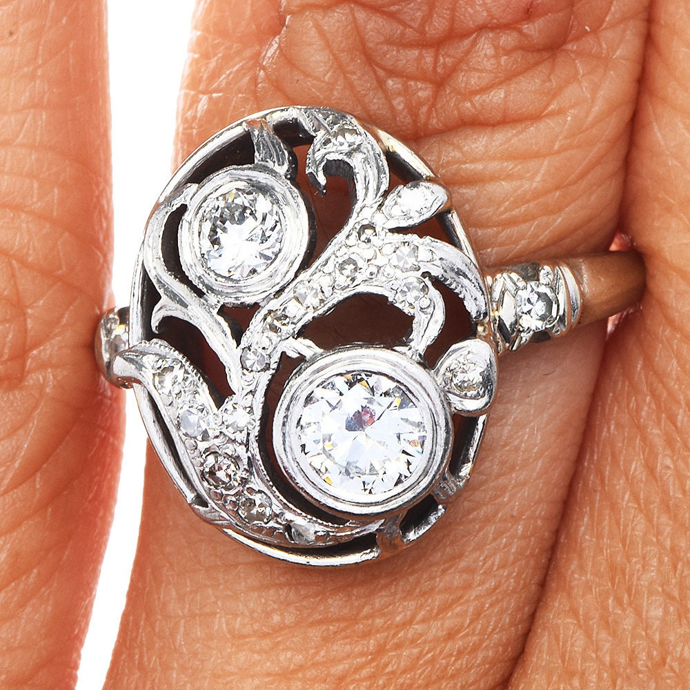 Vintage 14K White Gold and Diamond Oval Shaped Filigree Ring