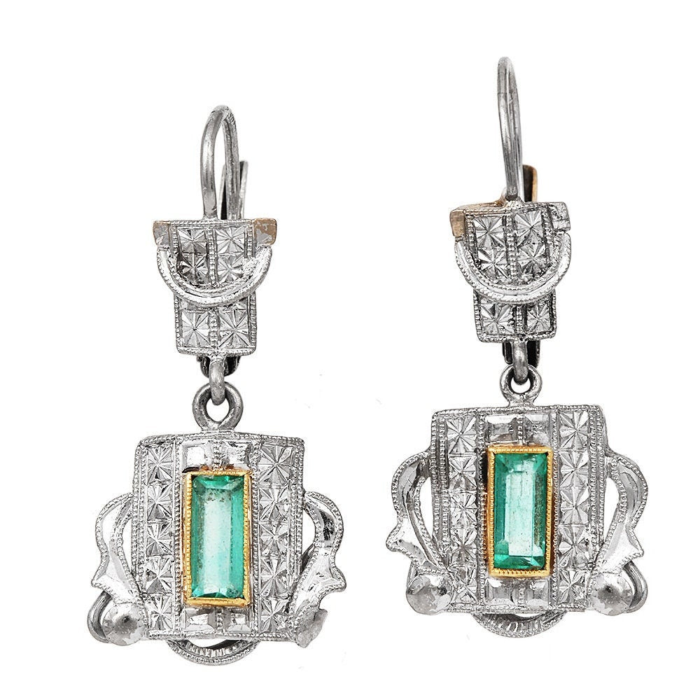 Antique Art Deco 18K Bicolor Gold Emerald Lever Back Drop Earrings